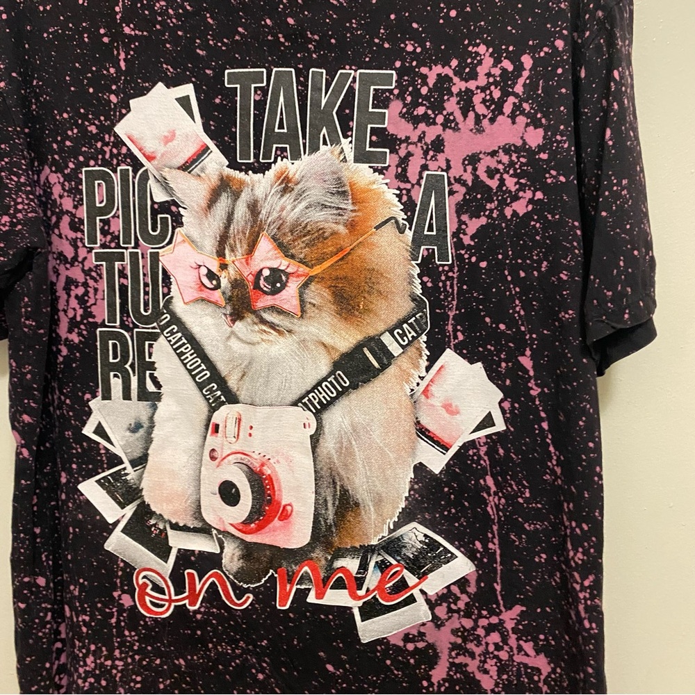 Queen Street Wear Womens T Shirt Tee XL 46” Cat Graphic Black & Pink Splatter